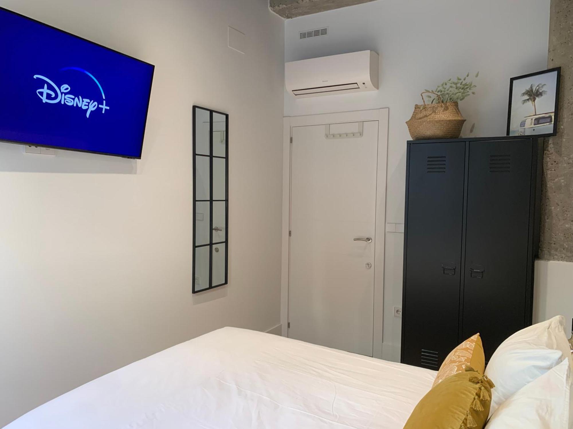 La Reina Beach Rooms 瓦伦西亚 外观 照片