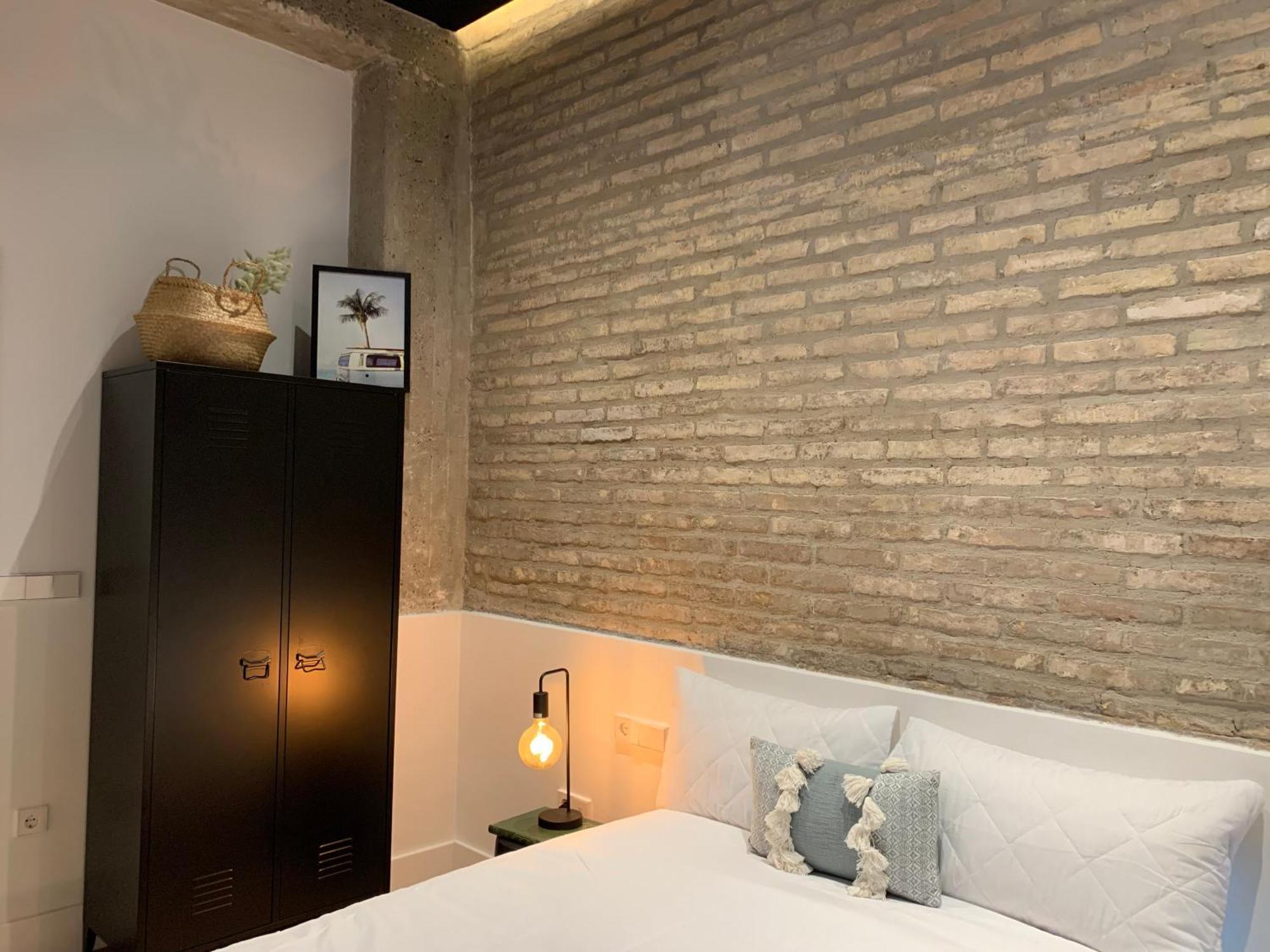 La Reina Beach Rooms 瓦伦西亚 外观 照片