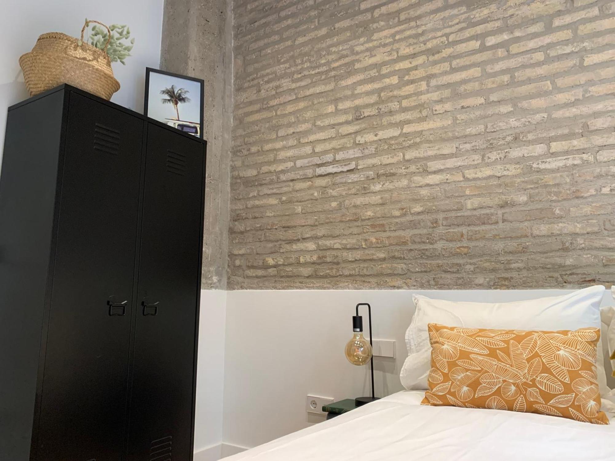 La Reina Beach Rooms 瓦伦西亚 外观 照片