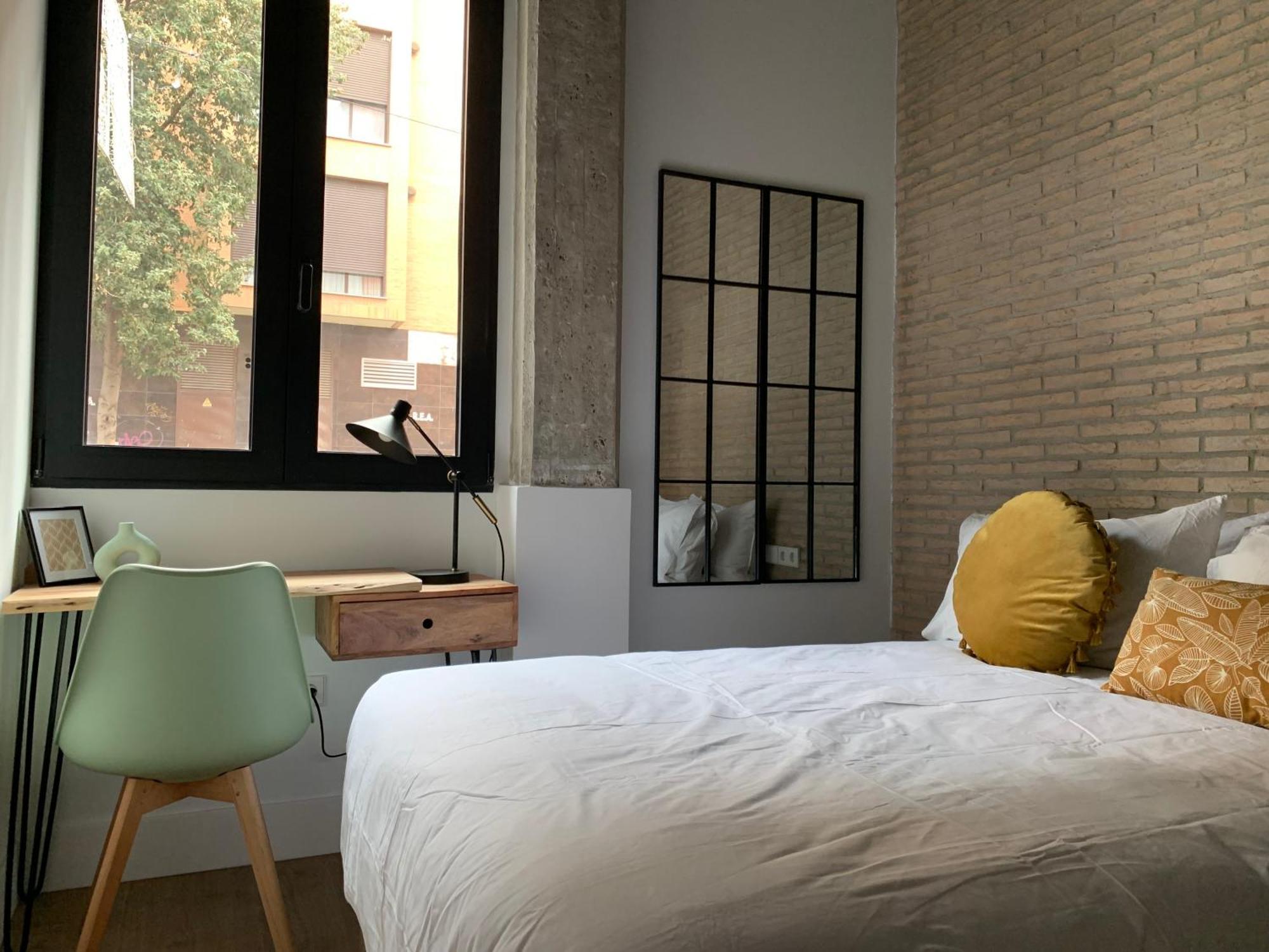 La Reina Beach Rooms 瓦伦西亚 外观 照片
