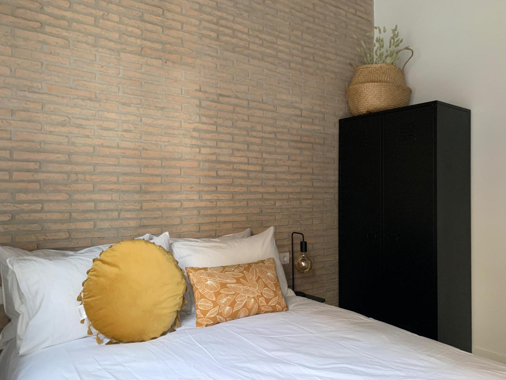 La Reina Beach Rooms 瓦伦西亚 外观 照片
